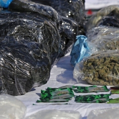 ضبط أكثر من طن من المخدرات في محافظة کردستان غرب البلاد
