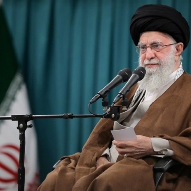 الإمام الخامنئي: فلسطين ستنتصر على المحتلين الصهاينة وهذا النصر آتٍ لا محالة