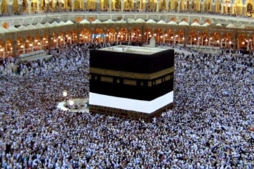 المجموعة الأولى من الحجاج الإيرانيين يتوجهون الليلة إلى مكة المكرمة