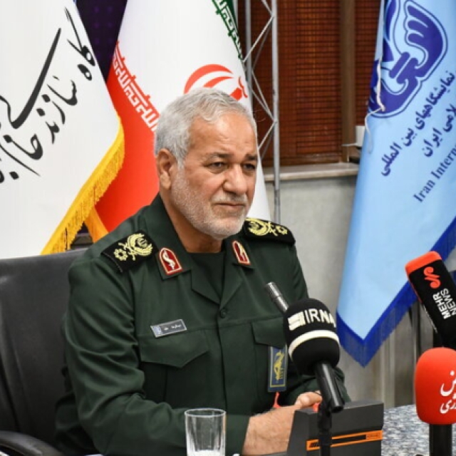 إيران تصنع 4 سفن لفنزويلا ومستعدة لتنفيذ مشروع حقل "آرش" الغازي