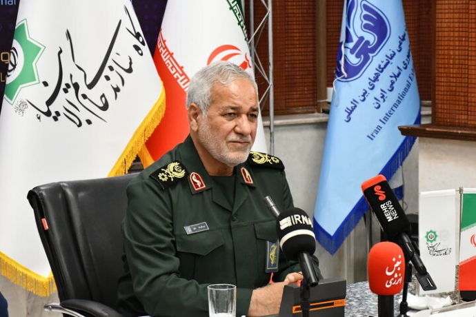 إيران تصنع 4 سفن لفنزويلا ومستعدة لتنفيذ مشروع حقل "آرش" الغازي