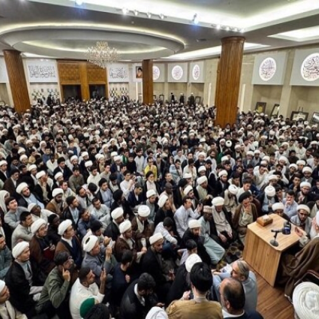 العلامة آية الله جوادي آملي يحظى باستقبال مميز في النجف الاشرف