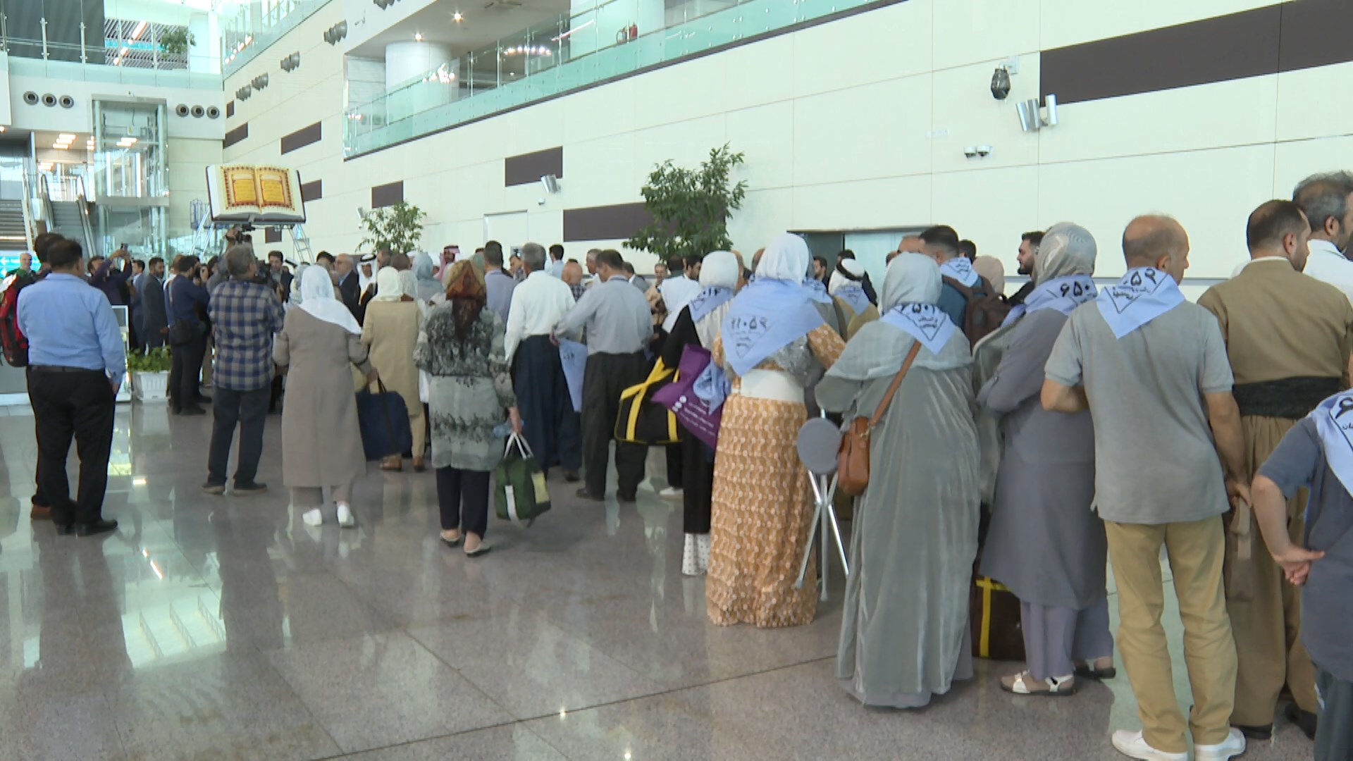 بعد قطيعة دامت نحو 10 أعوام.. استئناف رحلات العمرة للإيرانيين